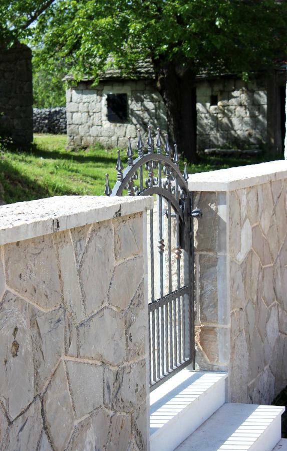 Stone Cottage Aria Velika Čista Εξωτερικό φωτογραφία