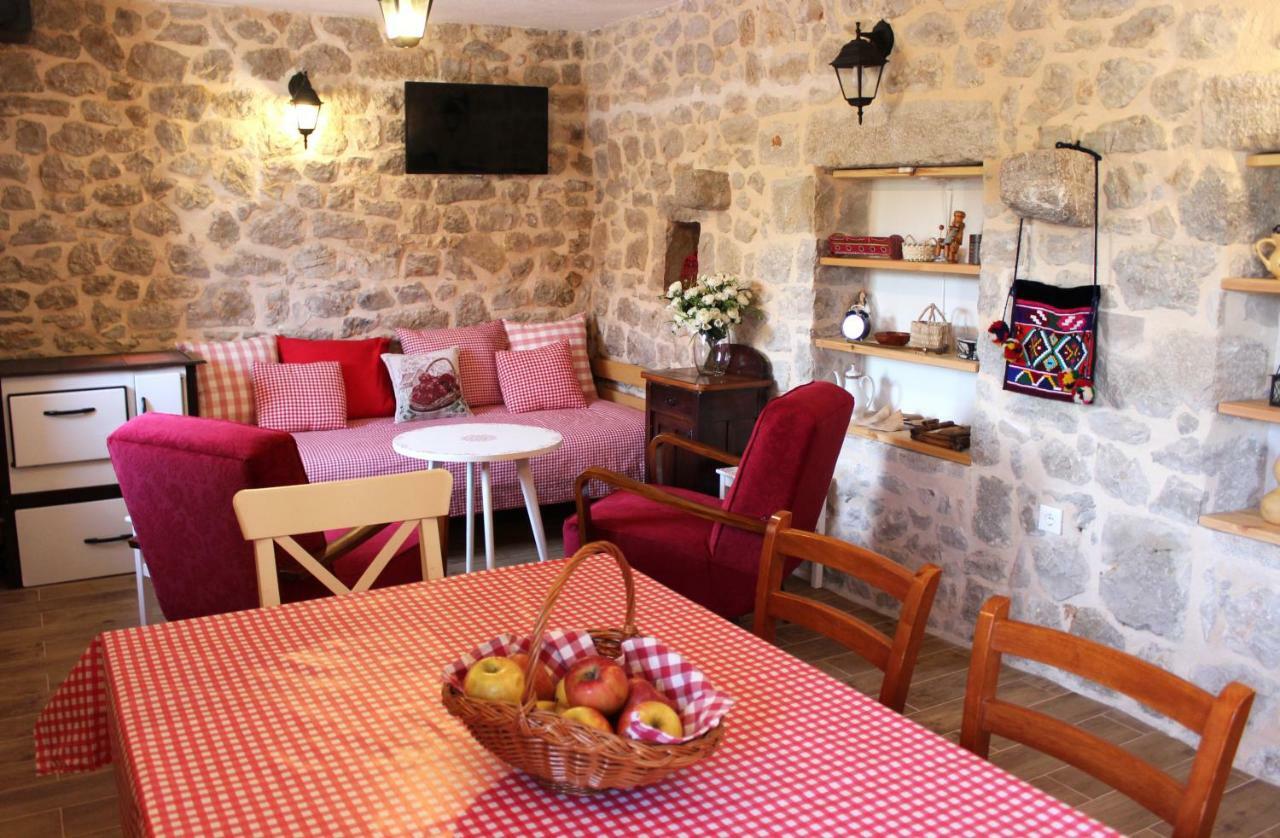 Stone Cottage Aria Velika Čista Εξωτερικό φωτογραφία